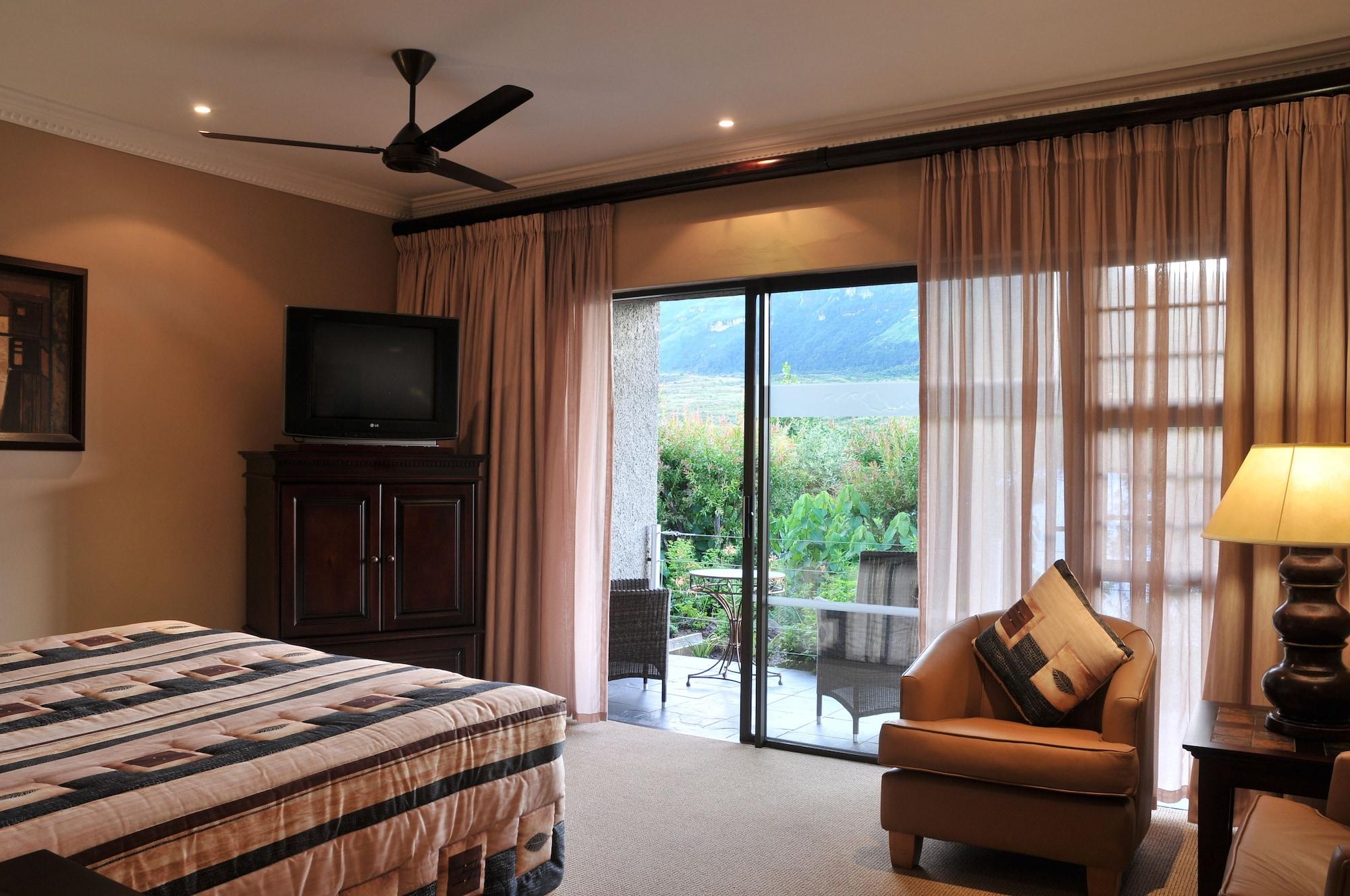 Cathedral Peak Hotel Winterton Dış mekan fotoğraf