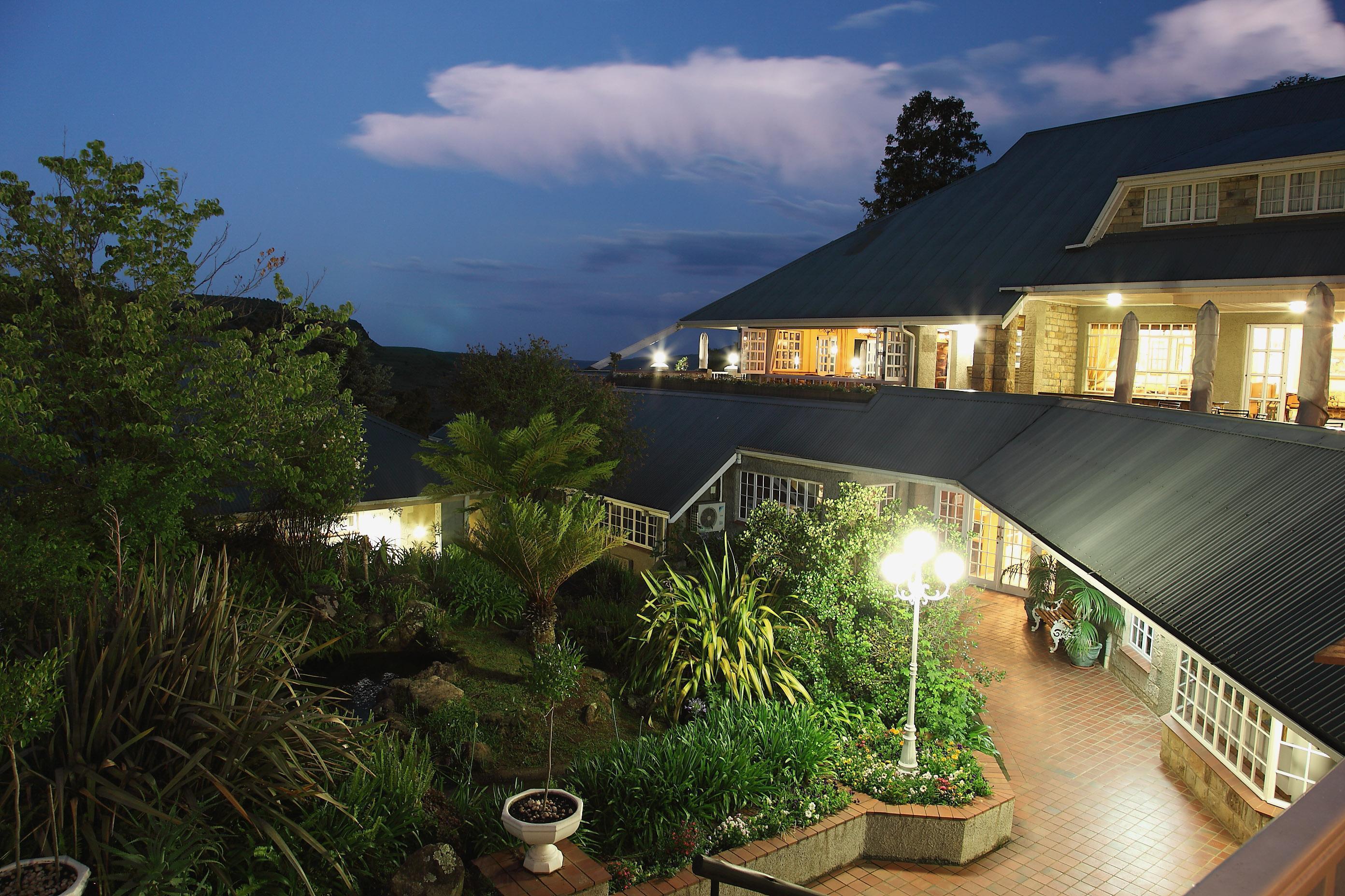 Cathedral Peak Hotel Winterton Dış mekan fotoğraf