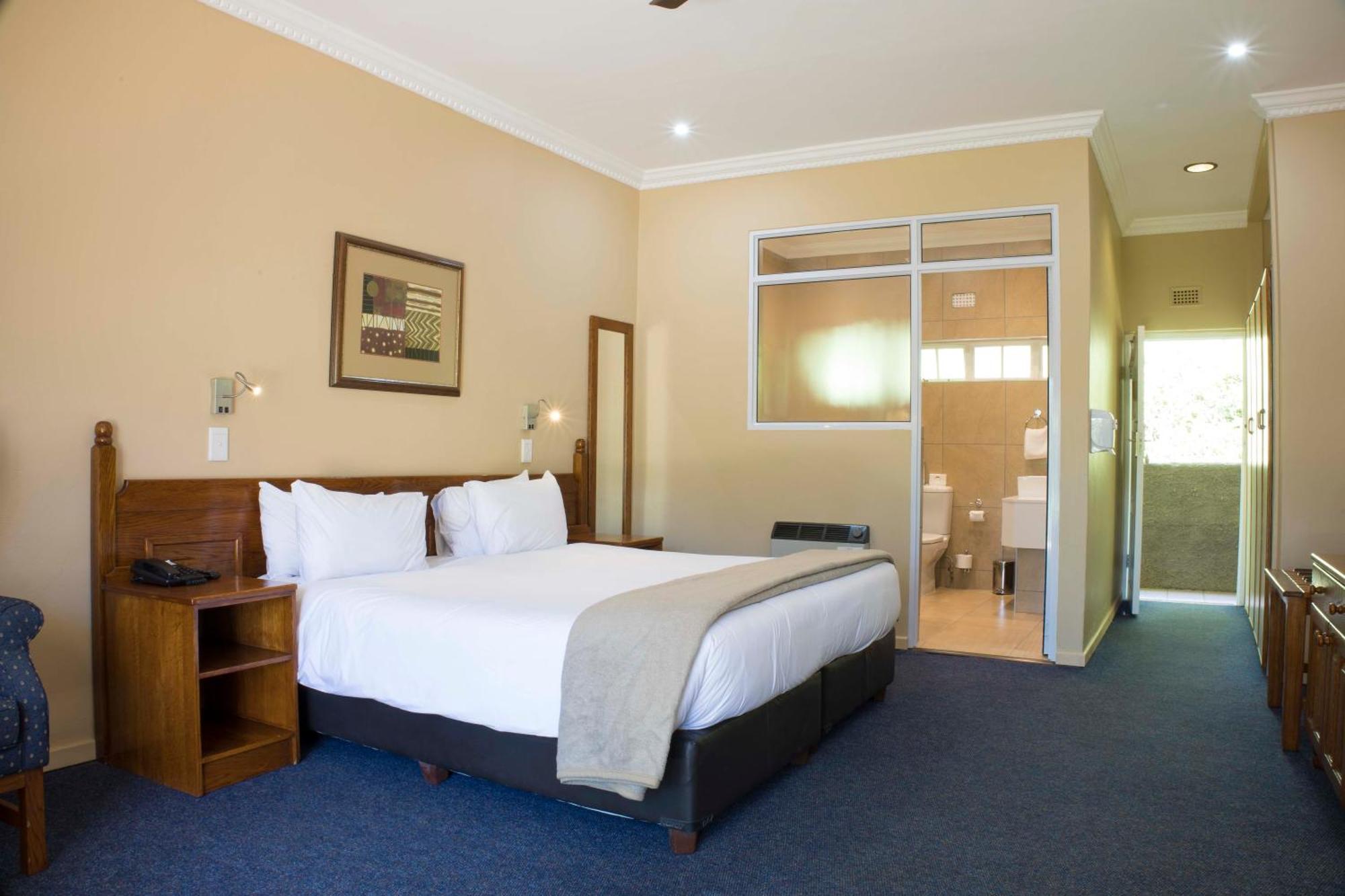 Cathedral Peak Hotel Winterton Dış mekan fotoğraf