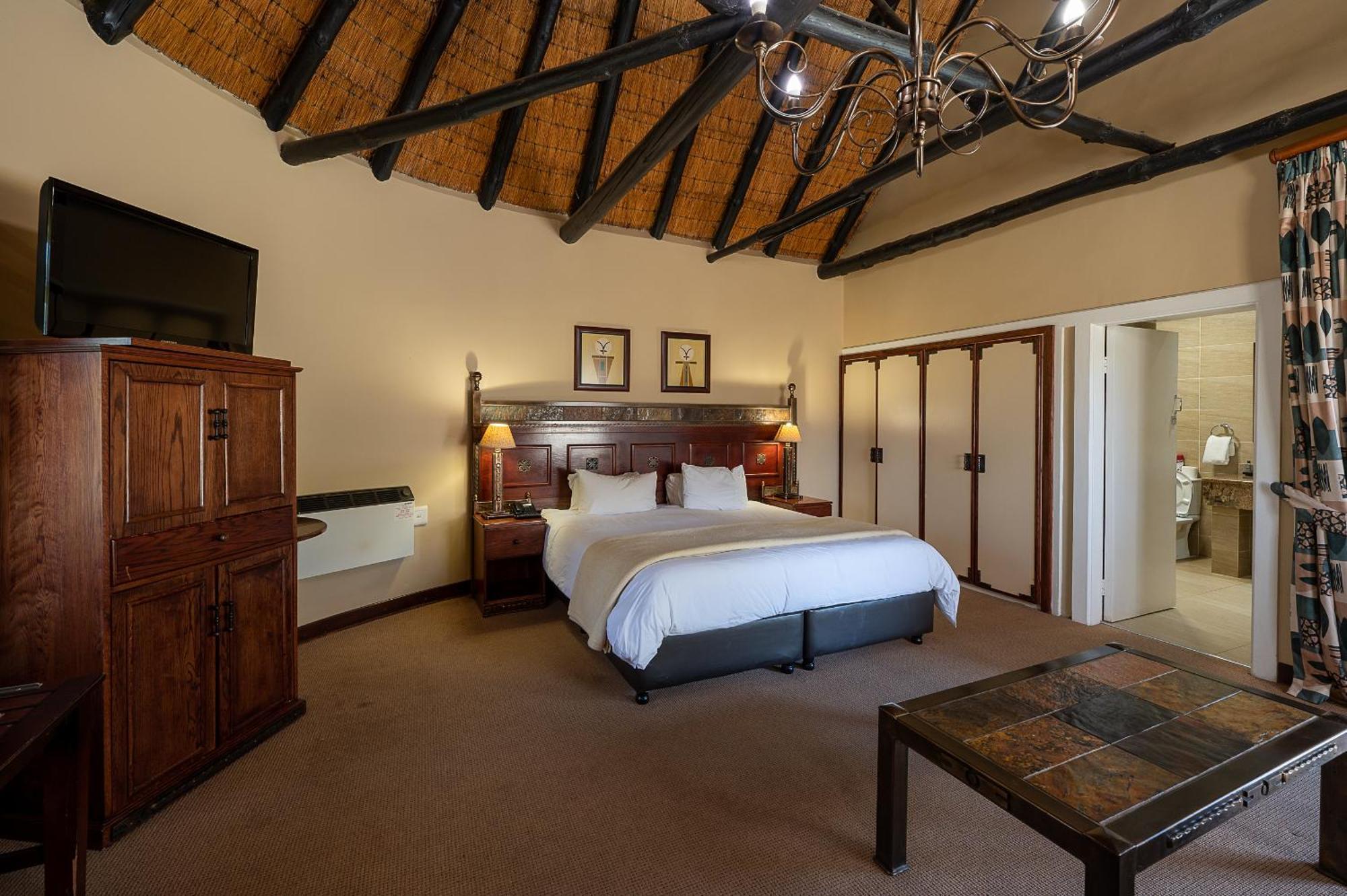 Cathedral Peak Hotel Winterton Oda fotoğraf